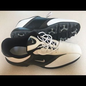 Nike Men’s Golf spikes, size 8.5